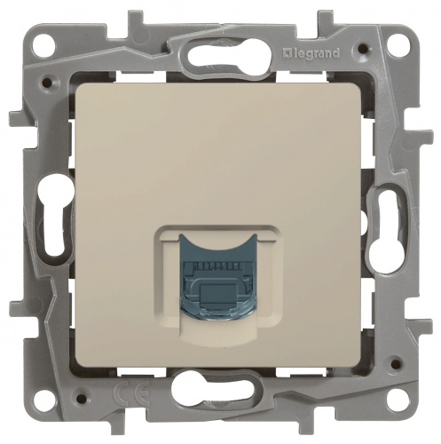 Legrand Etika кремовая розетка компьютерная (RJ45) 5 кат. UTP, 672341