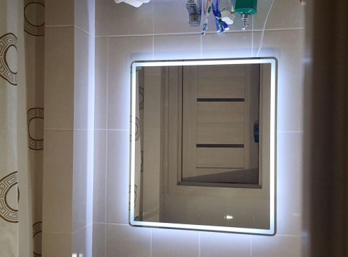 Зеркало с подсветкой для ванной Dreja Tiny LED 60, 600 х 700 мм